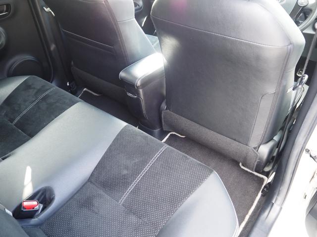 アクア G G’s 1年保証 車検整備付き ナビ テレビ ハーフレザーシート ETC オートエアコン プッシュスタート(22枚目)