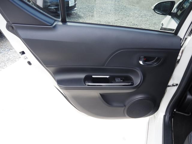 アクア G G’s 1年保証 車検整備付き ナビ テレビ ハーフレザーシート ETC オートエアコン プッシュスタート(28枚目)