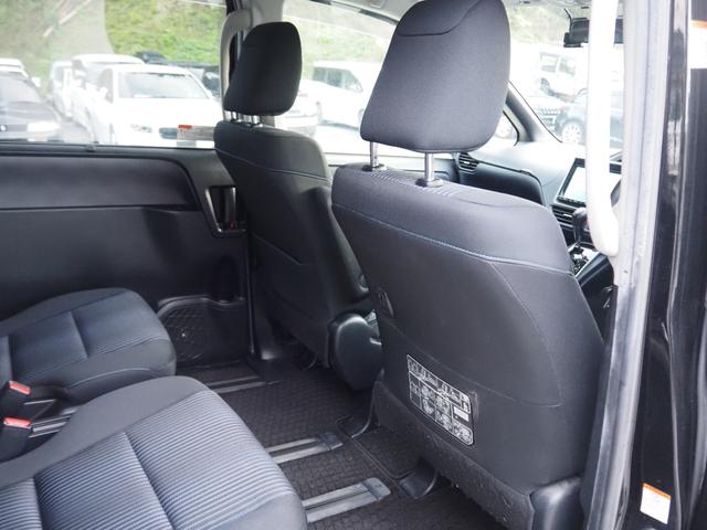 ヴォクシー ZS 煌 車検整備付き 1年保証 4WD 7人乗り ナビ TV バックカメラ Bluetooth フリップダウンモニター 両側パワスラ ETC(19枚目)