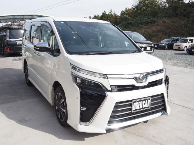 ヴォクシー ＺＳ　煌　車検整備付き　１年保証　４ＷＤ　７人乗り　後期型　１０型ナビ　ＴＶ　バックカメラ　Ｂｌｕｅｔｏｏｔｈ　クルコン　両側パワスラ　ＥＴＣ（3枚目）