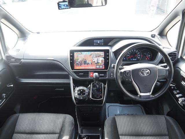 ヴォクシー ＺＳ　煌　車検整備付き　１年保証　４ＷＤ　７人乗り　後期型　１０型ナビ　ＴＶ　バックカメラ　Ｂｌｕｅｔｏｏｔｈ　クルコン　両側パワスラ　ＥＴＣ（13枚目）