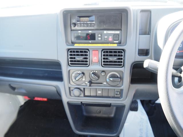 キャリイトラック 　車検整備付き　冷蔵冷凍　設定温度－５度〜＋２０度　４ＷＤ　５ＭＴ　エアコン（25枚目）