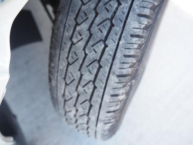 キャリイトラック 　車検整備付き　冷蔵冷凍　設定温度－５度〜＋２０度　４ＷＤ　５ＭＴ　エアコン（34枚目）