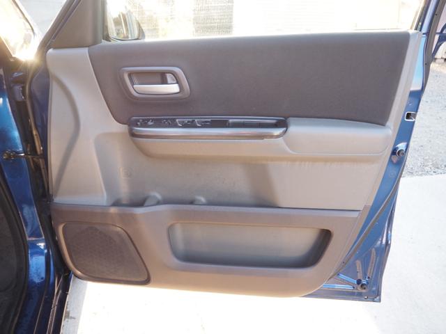 フリード Ｇ　車検整備付き　１年保証　両側パワスラ　ナビ　テレビ　バックカメラ（27枚目）