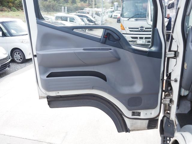 キャンター 　車検整備付き　最大積載量２０００ｋｇ　軽油　電動格納ミラー　レベライザー（22枚目）