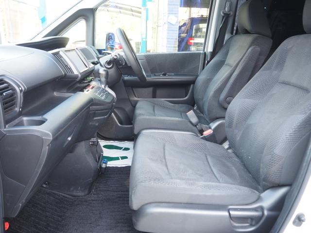 ステップワゴンスパーダ Ｚ　車検Ｒ８年１１月　１年保証　ローダウン　ナビ　ＴＶ　バックカメラ　フリップダウンモニター　Ｂｌｕｅｔｏｏｔｈ　両側パワスラ　スマートキー×２（19枚目）