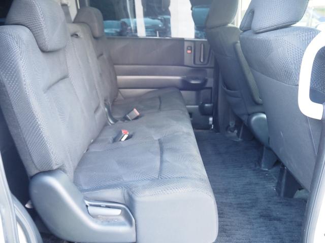 ステップワゴンスパーダ Ｚ　車検Ｒ８年１１月　１年保証　ローダウン　ナビ　ＴＶ　バックカメラ　フリップダウンモニター　Ｂｌｕｅｔｏｏｔｈ　両側パワスラ　スマートキー×２（21枚目）