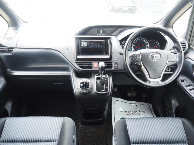 ヴォクシー ZS 車検整備付き 1年保証 4WD 左側パワスラ ETC(15枚目)