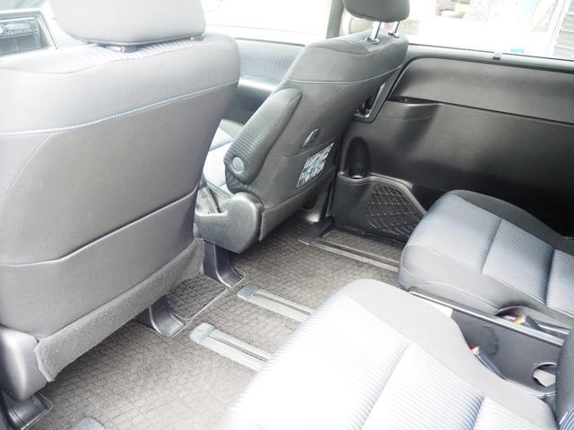 ヴォクシー ZS 車検整備付き 1年保証 4WD 左側パワスラ ETC(23枚目)