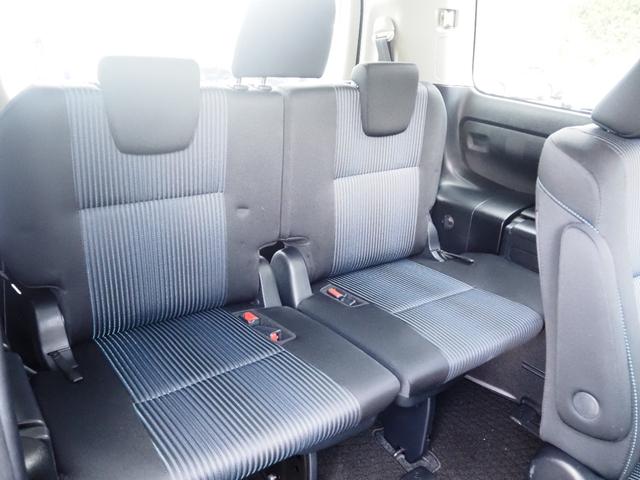 ヴォクシー ZS 車検整備付き 1年保証 4WD 左側パワスラ ETC(24枚目)