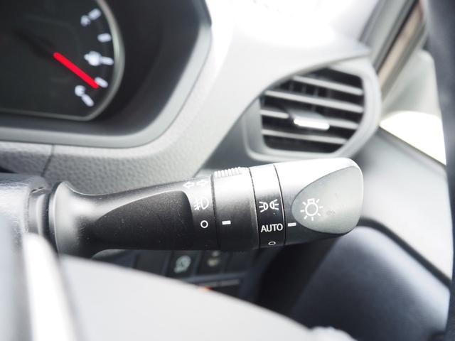 ヴォクシー ZS 車検整備付き 1年保証 4WD 左側パワスラ ETC(30枚目)