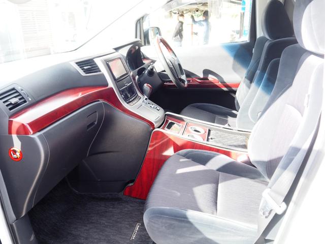 ヴェルファイア ２．４Ｚ　車検Ｒ８年８月　ナビ　ＴＶ　バックカメラ　Ｂｌｕｅｔｏｏｔｈ　ＥＴＣ　左側パワスラ　プッシュスタート（18枚目）