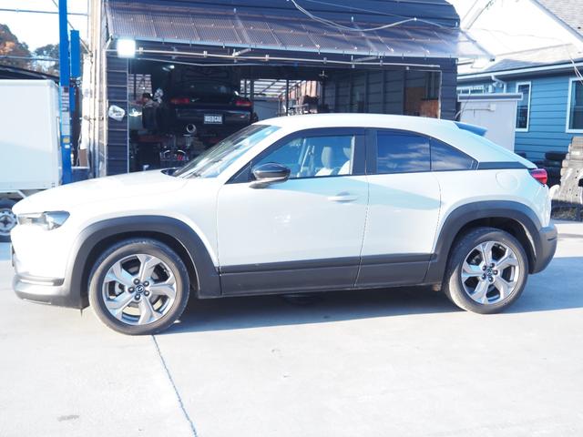 MX-30 ベースグレード 1年保証 車検整備付き ナビ テレビ バックカメラ Bluetooth音楽 プッシュスタート 観音開きドア(6枚目)