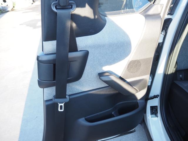 MX-30 ベースグレード 1年保証 車検整備付き ナビ テレビ バックカメラ Bluetooth音楽 プッシュスタート 観音開きドア(21枚目)