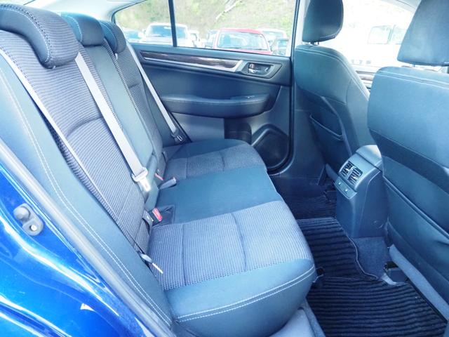 リアシートも広々快適に座れました！