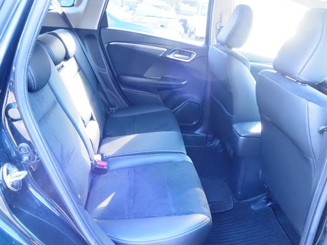 シャトル ハイブリッドＺ　１年保証　車検令和８年５月　ナビ　テレビ　バックカメラ　ＥＴＣ　クルーズコントロール　アイドリングストップ　フォグライト　シートヒーター（18枚目）