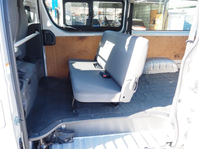 ハイエースバン ロングＤＸ　車検整備付き　４ＷＤ　ディーゼル　ナビ　バックカメラ　ＥＴＣ　Ｂｌｕｅｔｏｏｔｈ音楽　乗車定員６名　タイミングチェーンエンジン（20枚目）