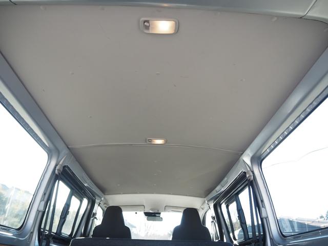 ハイエースバン ロングＤＸ　車検整備付き　４ＷＤ　ディーゼル　ナビ　バックカメラ　ＥＴＣ　Ｂｌｕｅｔｏｏｔｈ音楽　乗車定員６名　タイミングチェーンエンジン（22枚目）