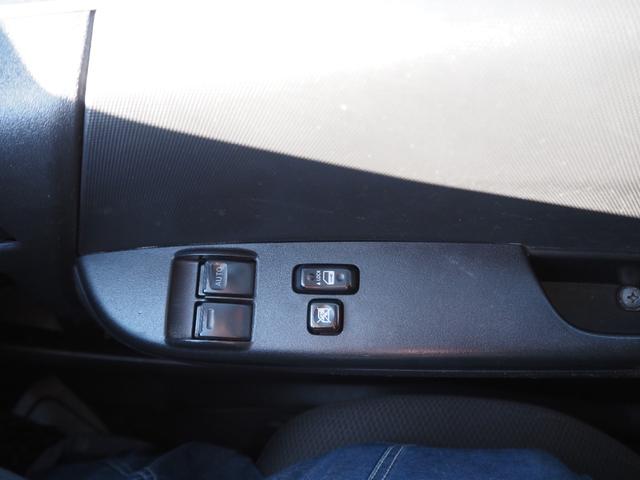 ハイエースバン ロングＤＸ　車検整備付き　４ＷＤ　ディーゼル　ナビ　バックカメラ　ＥＴＣ　Ｂｌｕｅｔｏｏｔｈ音楽　乗車定員６名　タイミングチェーンエンジン（26枚目）