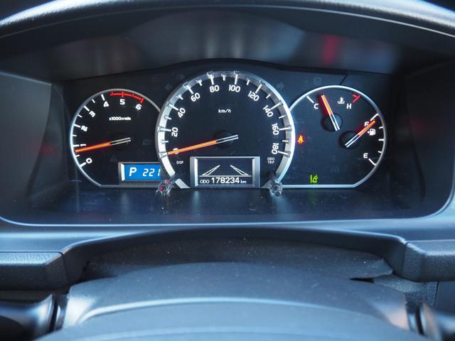 ハイエースバン ロングＤＸ　車検整備付き　４ＷＤ　ディーゼル　ナビ　バックカメラ　ＥＴＣ　Ｂｌｕｅｔｏｏｔｈ音楽　乗車定員６名　タイミングチェーンエンジン（29枚目）