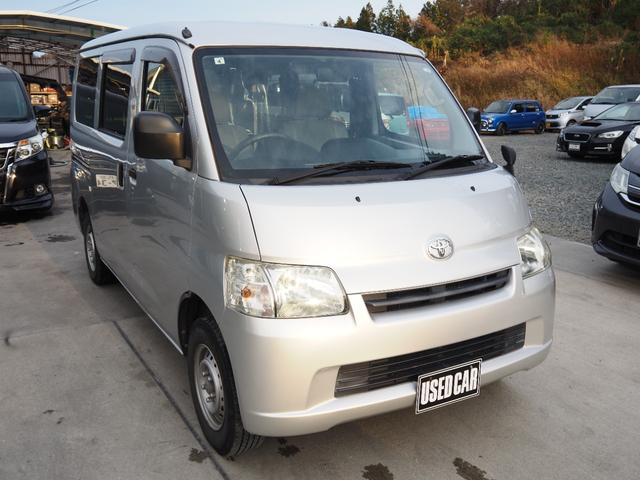 タウンエースバン ＧＬ　車検整備付き　１年保証　４ＷＤ　２人乗り　電動格納ミラー　レベラーザー（9枚目）