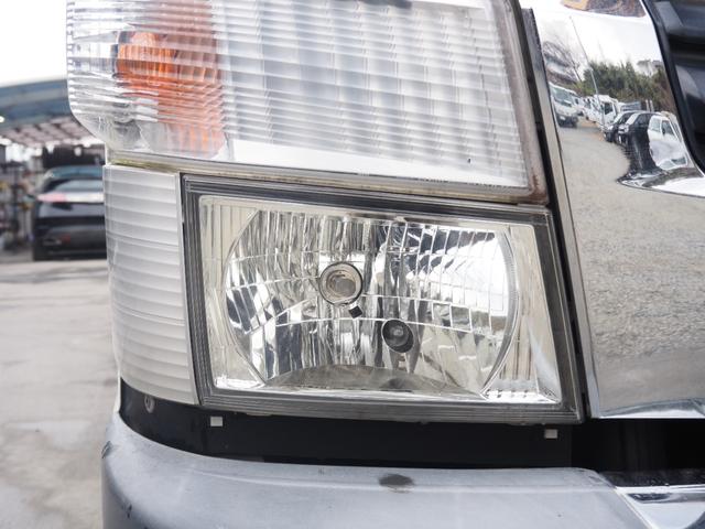 キャンター 　車検令和８年１１月　ラジコン　クレーン付き積載車　積載量３２００ｋｇ　３段クレーンフックイン　ローダー　ウィンチ　クレーン２９３０ｋｇ吊　５ＭＴ　ディーゼル（14枚目）