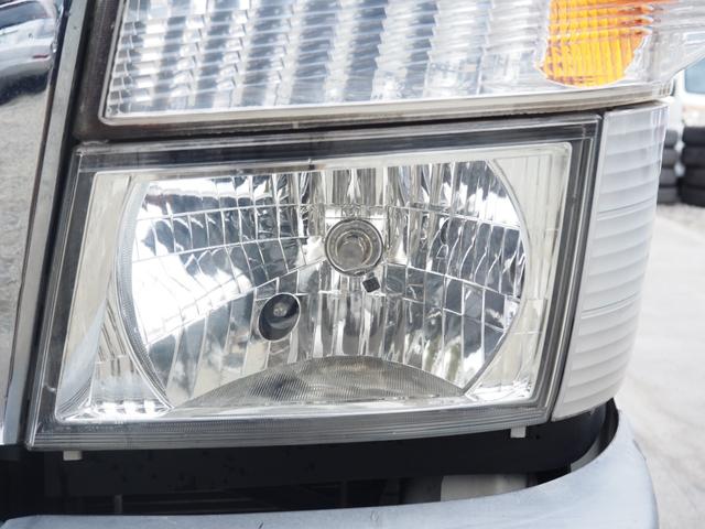 キャンター 　車検令和８年１１月　ラジコン　クレーン付き積載車　積載量３２００ｋｇ　３段クレーンフックイン　ローダー　ウィンチ　クレーン２９３０ｋｇ吊　５ＭＴ　ディーゼル（15枚目）