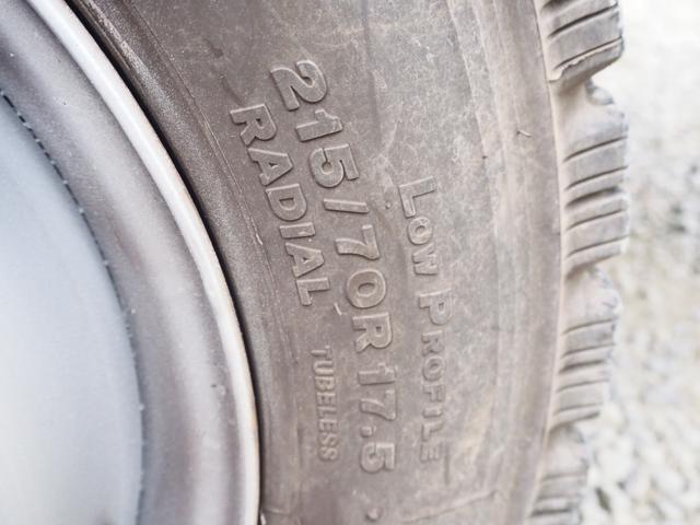 キャンター 　車検令和８年１１月　ラジコン　クレーン付き積載車　積載量３２００ｋｇ　３段クレーンフックイン　ローダー　ウィンチ　クレーン２９３０ｋｇ吊　５ＭＴ　ディーゼル（45枚目）