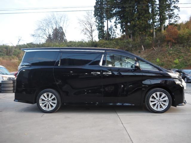 ヴェルファイア ２．５Ｚ　車検整備付き　１年保証　４ＷＤ　アルパイン１１型ナビ　フルセグ　バックカメラ　Ｂｌｕｅｔｏｏｔｈ　フリップダウンモニター　クルコン（4枚目）