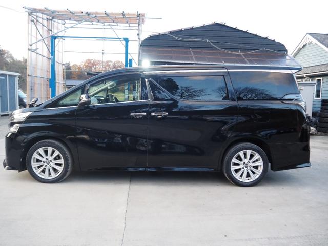 ヴェルファイア ２．５Ｚ　車検整備付き　１年保証　４ＷＤ　アルパイン１１型ナビ　フルセグ　バックカメラ　Ｂｌｕｅｔｏｏｔｈ　フリップダウンモニター　クルコン（8枚目）