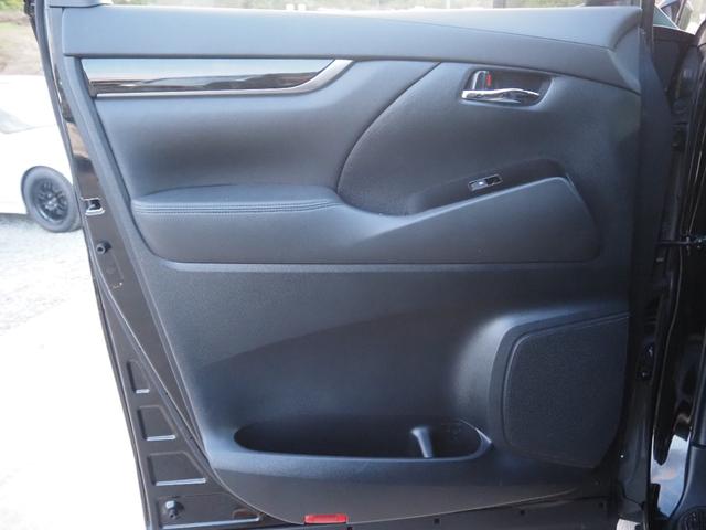 ヴェルファイア ２．５Ｚ　車検整備付き　１年保証　４ＷＤ　アルパイン１１型ナビ　フルセグ　バックカメラ　Ｂｌｕｅｔｏｏｔｈ　フリップダウンモニター　クルコン（25枚目）