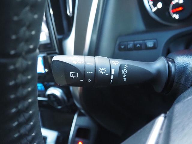 ヴェルファイア ２．５Ｚ　車検整備付き　１年保証　４ＷＤ　アルパイン１１型ナビ　フルセグ　バックカメラ　Ｂｌｕｅｔｏｏｔｈ　フリップダウンモニター　クルコン（32枚目）