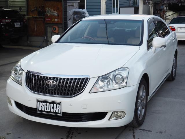 クラウンマジェスタ Ｇタイプ　車検整備付き　ナビ　ＴＶ　バックカメラ　前席パワーシート　シートヒーター　シートクーラー　クルコン　スマートキー×２（3枚目）