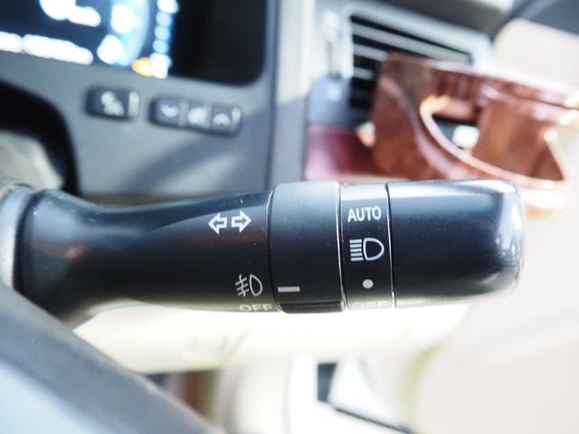 クラウンマジェスタ Ｇタイプ　車検整備付き　ナビ　ＴＶ　バックカメラ　前席パワーシート　シートヒーター　シートクーラー　クルコン　スマートキー×２（30枚目）