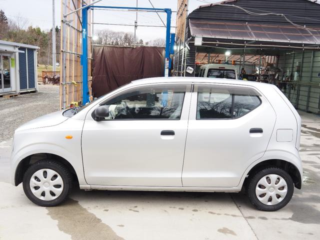 アルト Ｆ　車検Ｒ９年３月　１年保証　５ＭＴ　エアコン（9枚目）