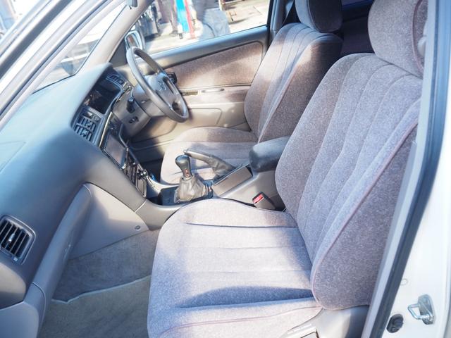 クレスタ スーパールーセント　車検令和８年１１月　純正５ＭＴ　エアコン　ナビ　テレビ　Ｂｌｕｅｔｏｏｔｈ音楽　パワーシート（15枚目）