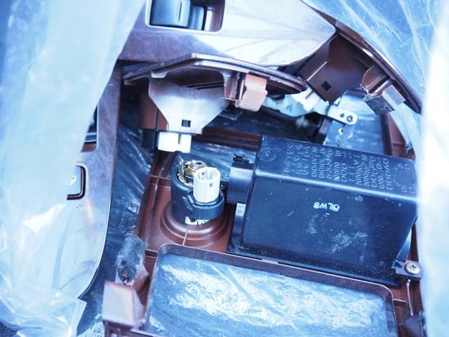 クレスタ スーパールーセント　車検令和８年１１月　純正５ＭＴ　エアコン　ナビ　テレビ　Ｂｌｕｅｔｏｏｔｈ音楽　パワーシート（42枚目）