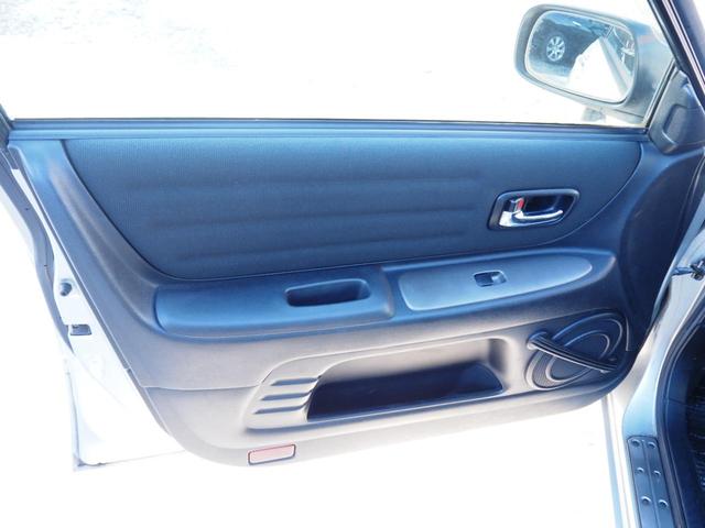 アルテッツァ ＲＳ２００　車検令和８年４月　６ＭＴ　オートエアコン　ＦＲ　タイミングベルト交換済（25枚目）