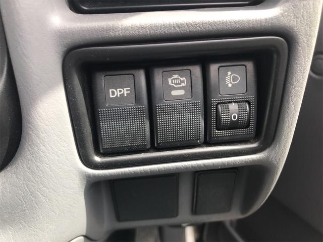 4WD エアコン エアバッグ ディーゼル 3名乗り ホワイト(13枚目)