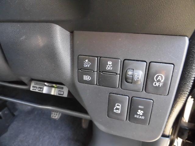 カスタムターボRSリミテッド SAIII 4WD 衝突被害軽減ブレーキ パワースライドドア LEDヘッドライト フルセグ DVD再生(6枚目)
