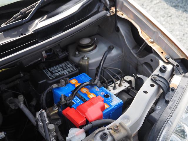 ムーヴ カスタム　ＲＳ　４ＷＤ　キーレス　アルミホイール　ＨＩＤ　ベンチシート　ローダウン　寒冷地仕様　ＨＤＤナビ（12枚目）
