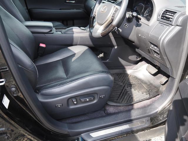 ＲＸ ＲＸ４５０ｈ　バージョンＬ　４ＷＤ　ＥＴＣ　スマートキー　クルーズコントロール　パワーシート　シートヒーター　サンルーフ　ＨＤＤナビ　サイド・バックカメラ　フルセグ（22枚目）