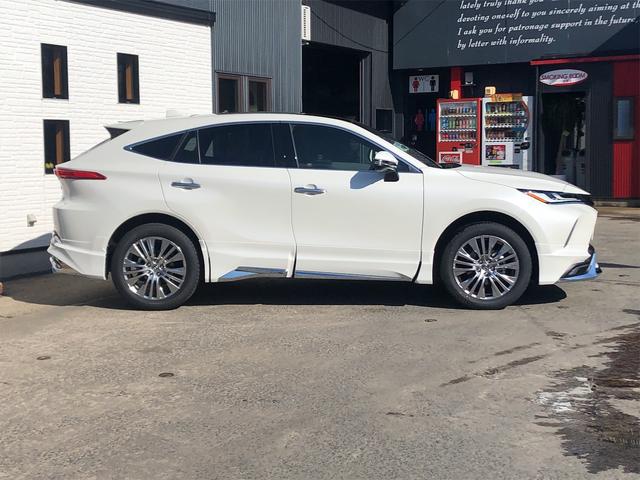 Z レザーパッケージ 4WD モデリスタグランブレイズスタイル 寒冷地仕様 調光パノラマルーフ パノラミックビューモニター 登録済未使用車(4枚目)