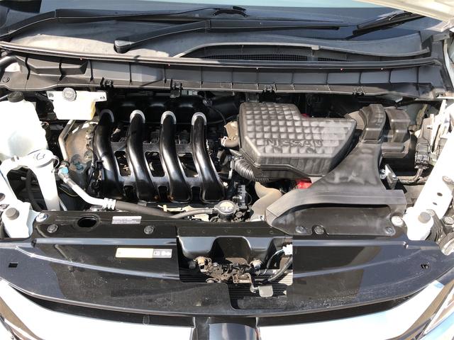 セレナ ハイウェイスター　ＶセレクションＩＩ　４ＷＤ　純正９インチＳＤナビＴＶ　アランドビューモニター　両側パワースライドドア　ＬＥＤヘッドライト　純正Ｒ／フリップモニター　純正エンジンスターター　プロパイロットアイドリングストップ（17枚目）