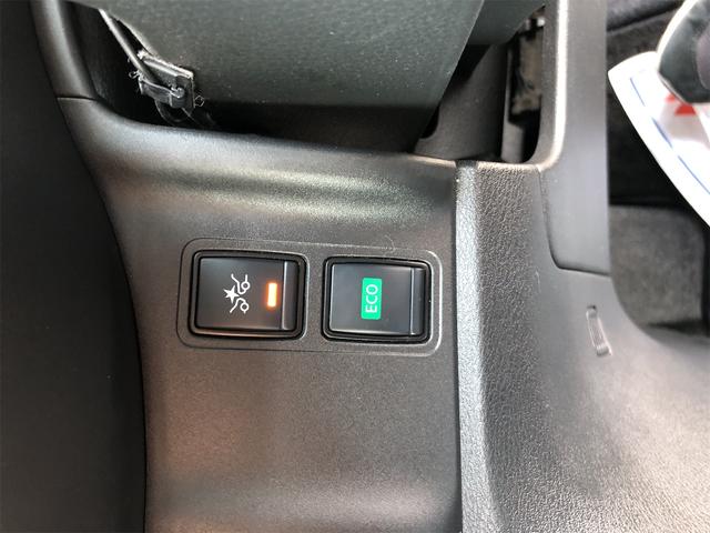 セレナ ハイウェイスター　ＶセレクションＩＩ　４ＷＤ　純正９インチＳＤナビＴＶ　アランドビューモニター　両側パワースライドドア　ＬＥＤヘッドライト　純正Ｒ／フリップモニター　純正エンジンスターター　プロパイロットアイドリングストップ（26枚目）