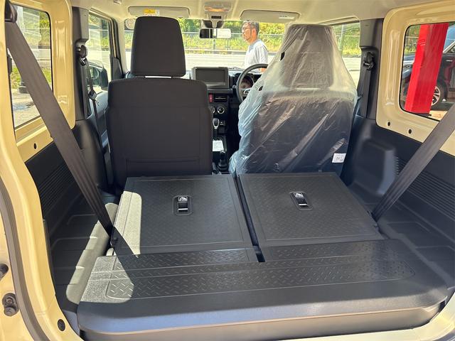 ジムニー ＸＣ　届出済未使用車　４ＷＤ　衝突軽減装置　クルーズコントロール　スマートキー　シートヒーター　ＬＥＤヘッドライト　オートライト　オートエアコン　フォグランプ　革巻きステアリング　ステアリングリモコン（20枚目）