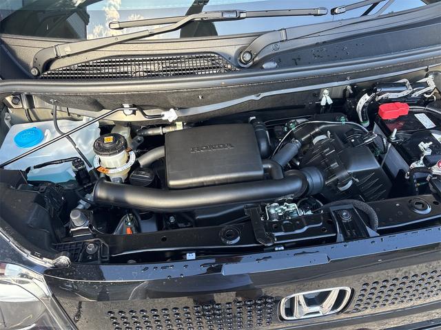 Ｎ－ＢＯＸ ベースグレード　４ＷＤ　ホンダセンシング　ホンダコネクトｆｏｒＧａｔｈｅｒｓ＋メモリナビ装着スペシャルパッケージ　リア左側パワースライドドア　運転席＆助手席シートヒーター　届出済未使用車バックカメラＢｌｕｅｔｏｏｔｈ（17枚目）