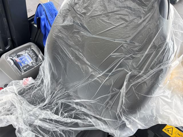 日本 コマツ ホイールローダー WA40-8 除雪仕様 未使用品(13枚目)