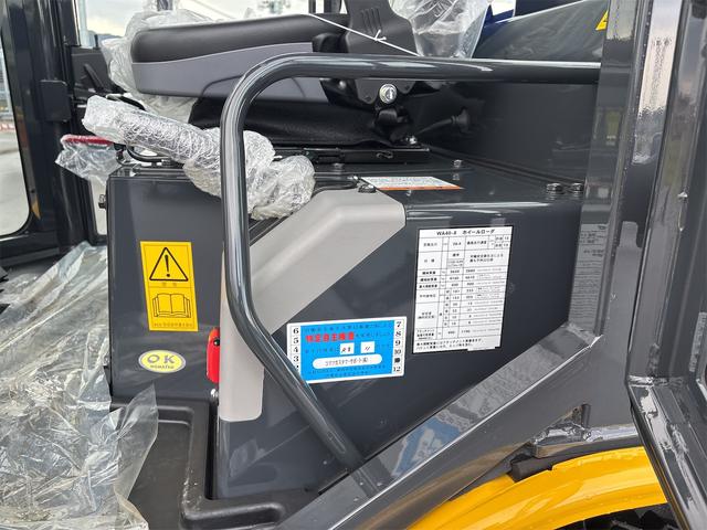 日本 コマツ ホイールローダー WA40-8 除雪仕様 未使用品(22枚目)