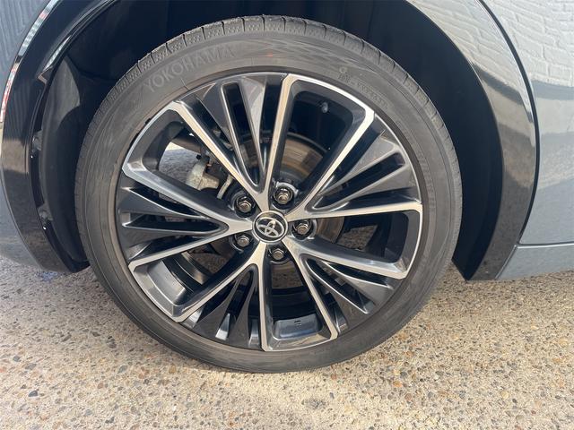 プリウス Ｚ　４ＷＤ　１２．３型ＴＶ　ナビ　ＥＴＣ２．０　デジタルインナーミラー　パノラミックビューモニター　パワーバックドア　ハンドルヒーター　ＢＳＭ　シートヒーター＆ベンチレーター　トヨタチームメート　ドラレコ（20枚目）